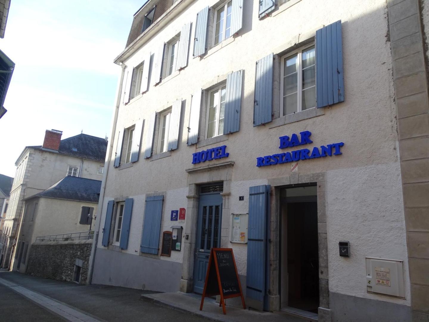 Hotel De La Poste Tardets-Sorholus Exterior photo